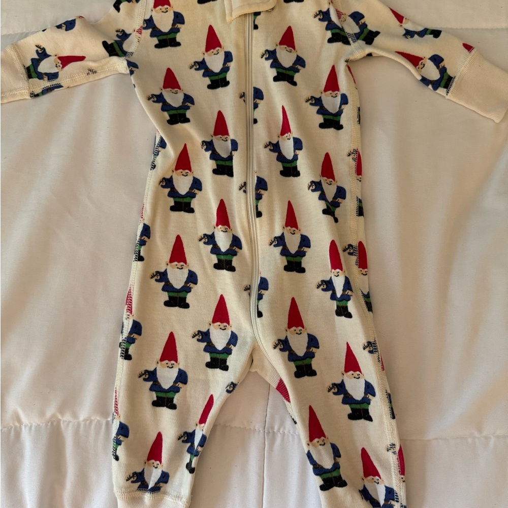 Hanna Andersson Gnome Print Kids Pajama Set - Cream and Red